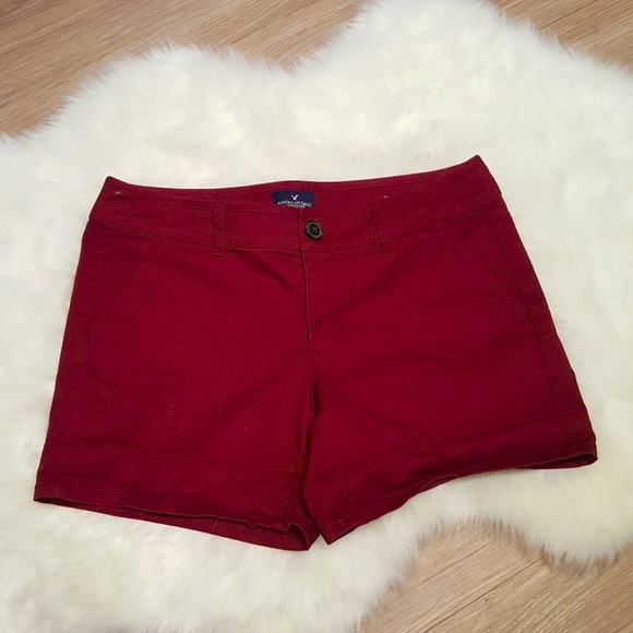 American Eagle Outfitters Pants - America Eagle maroon Midi shorts size 4